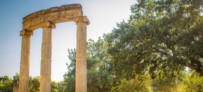 The location changes. The ancient Olympics happened in the same place every four years: Olympia, a city in the southwest of Greece. Olympia was a religious site, and it had a sanctuary dedicated to Zeus, the Greek king of all gods, featuring a massive gol