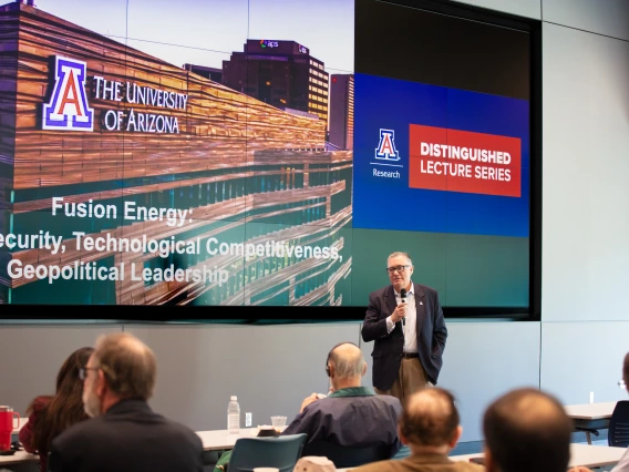 Dr Tomas de la Rubia presents on Fusion Energy