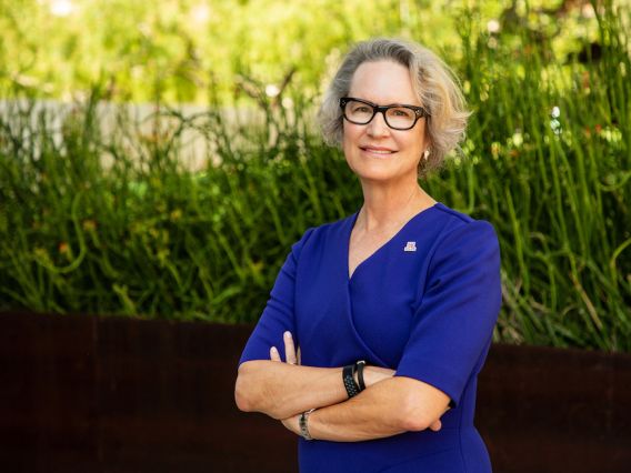 Betsy Cantwell Betsy Cantwell