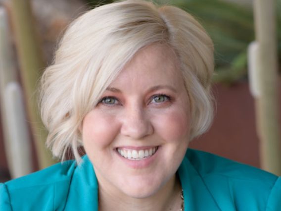 Marie Teemant head shot
