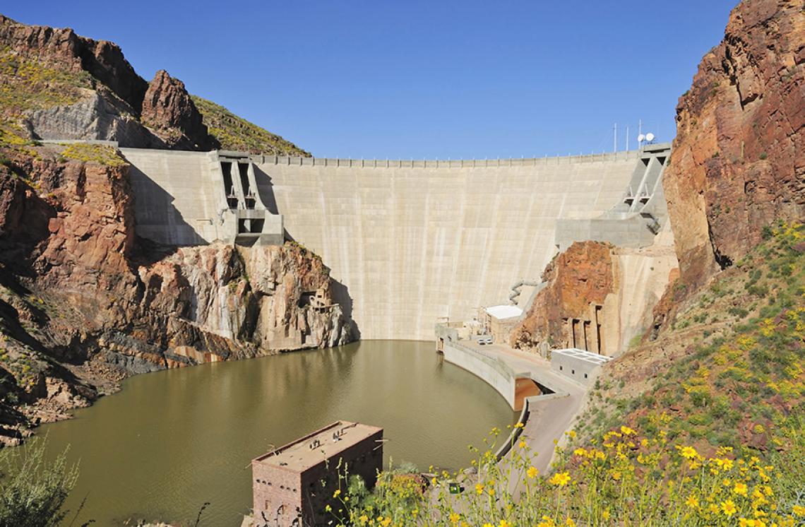 photo of the Roosevelt Dam